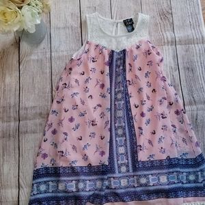 Girl's dress, size 7/8